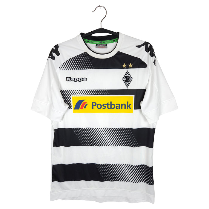 2016-17 Borussia Mönchengladbach Home Shirt Wendt #17 - front view
