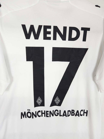 2016-17 Borussia Mönchengladbach Home Shirt Wendt #17 - detailed view