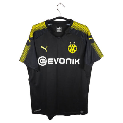 2017-18 Borussia Dortmund Away Shirt - front view