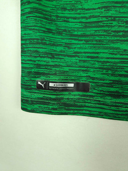 2018-19 Borussia Mönchengladbach Third Shirt - detailed view