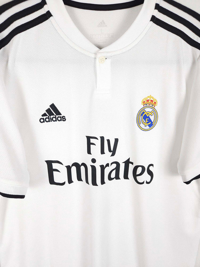 2018-19 Real Madrid Home Shirt Kroos #8 - detailed view