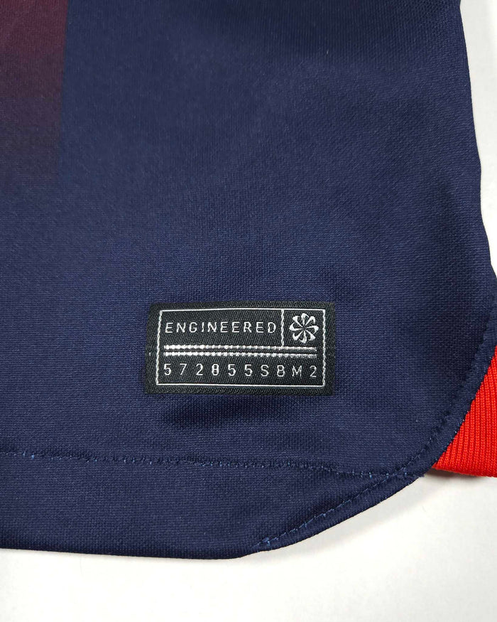 2023-24 Paris Saint-Germain Home Shirt Neymar Jr #10 - detailed view
