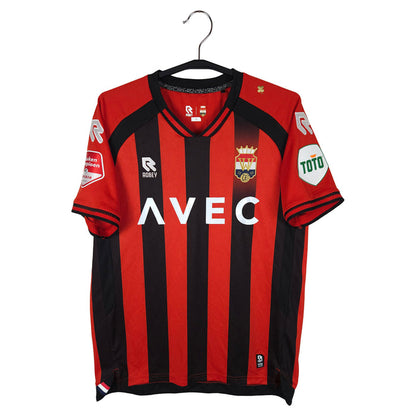 2023-24 Willem II Away Shirt Verreth #6 - front view