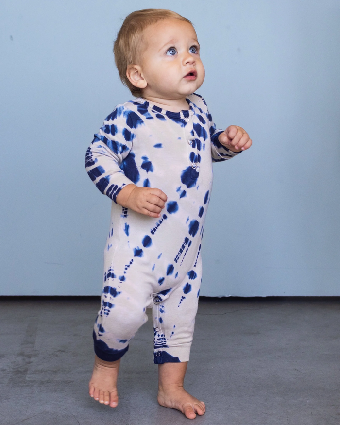 Clutch Onesie, In Ripple image 0