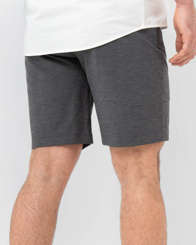 Short MAJA® Origen, Negro, vista posterior, fit Regular, Poliéster, con Repelente al agua, cómoda para entrenamiento
