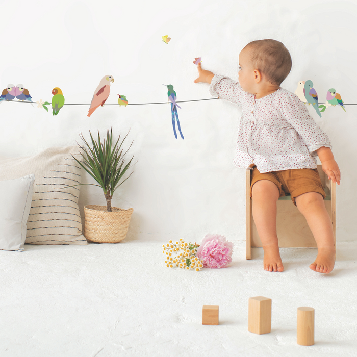 With the birds - Wallborder image 0